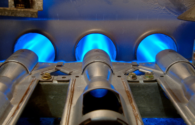 Is It True That a Gas Furnace Dries Out a Home's Air? | Michall Daimion Heating  u0026 Air Conditioning, Inc.